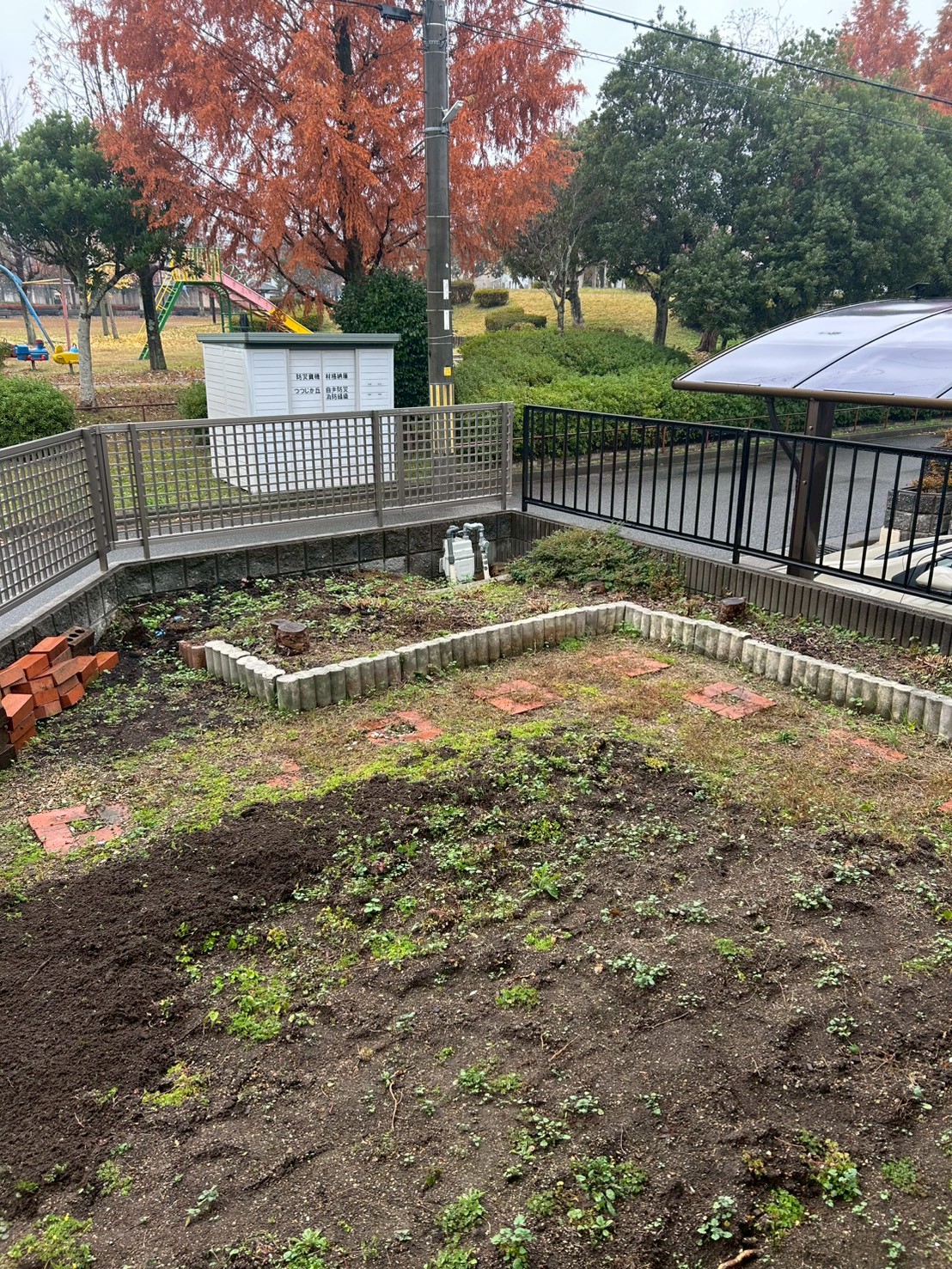 三木市 砂利散布：ENISIA兵庫店の砂利散布レポート